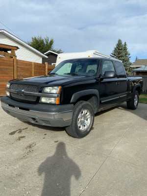 2005 Chevrolet Silverado 1500 LS