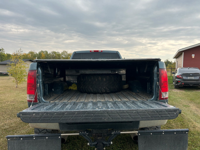 2009 gmc sierra in Cars & Trucks in St. Albert - Image 3