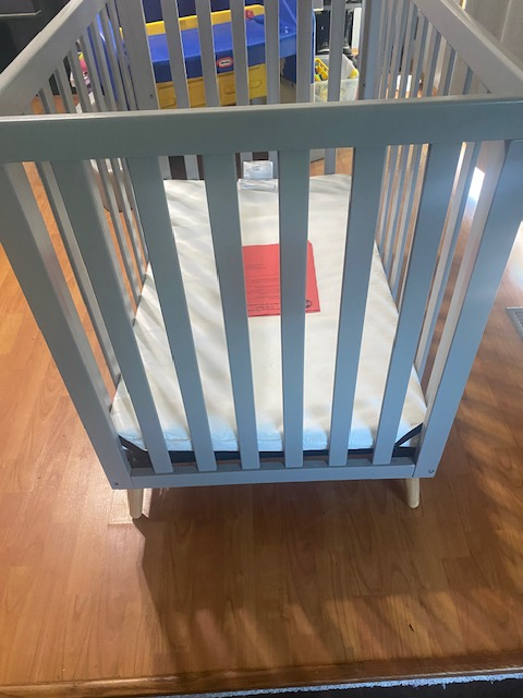 Baby Crib in Cribs in Edmonton - Image 3