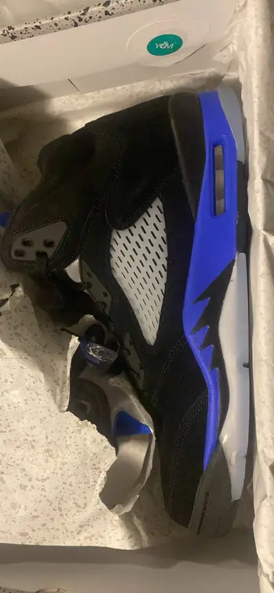 DS jordan 5’s racer blue retro size 12, View more