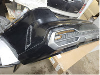 2023 KIA S0RENT O  REAR BUMPER C0VER BLACK  COMPLETE ASSEMBLY,