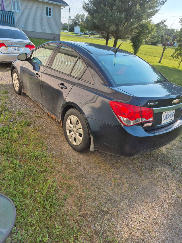 2014 chevrolet cruze in Cars & Trucks in Ottawa - Image 2
