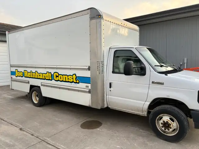 2017 ford e450 cube408078324901488640