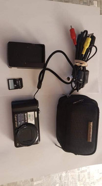 Appareil photo Sony cyber shot G avec accessoires