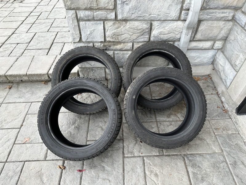 MICHELIN XICE SNOW WINTER TIRES 235/45R18 TESLA MODEL 3 Pneus et jantes Laval/Rive Nord