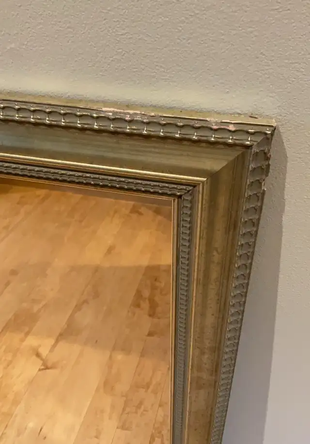 Antique gold tone mirror for home decor or wedding usage in Home Décor & Accents in Calgary - Image 5