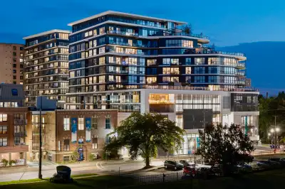 For Lease – PAVILION South Park, Unit 608, Private Terrace