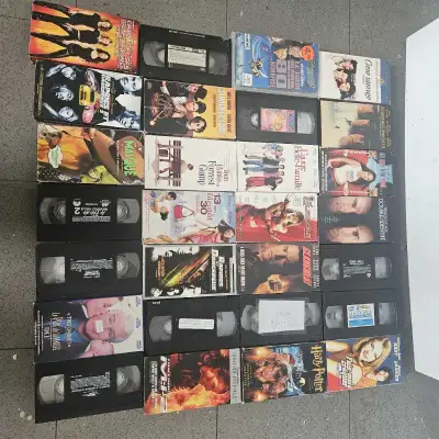VHS a vendre et deux vidéos, View more