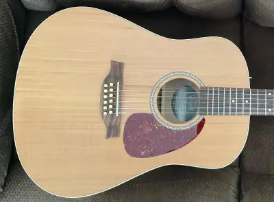 Guitare électro-acoustique SeaGull 12 cordes, View more