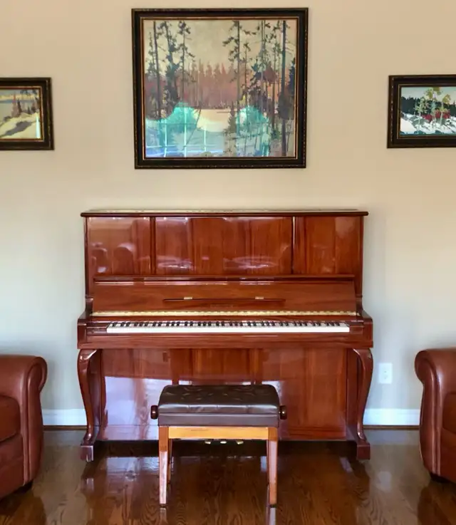 Yamaha Upright Piano U30 MhC (special edition) with Bench in Pianos & Keyboards in City of Toronto - Image 2