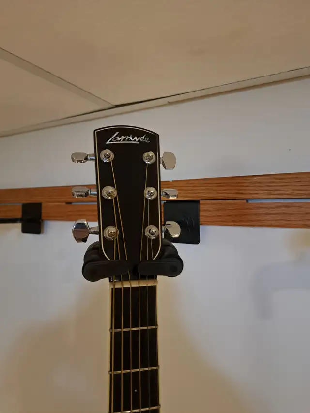 Larrivee DV-09 Acoustic Electric Cutaway Guitar in Guitars in Thunder Bay - Image 3