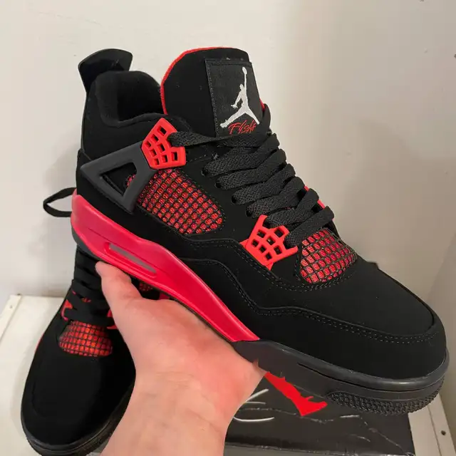 Brand New Air Jordan 4 Red Thunder – Size 9/9.5 US (with Box) in Men's Shoes in City of Toronto - Image 4