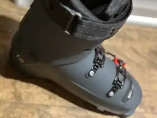 Ski Boots/Bottes de ski - Lange Shadow 120 LV GW 27.5 in Ski in City of Montréal - Image 9