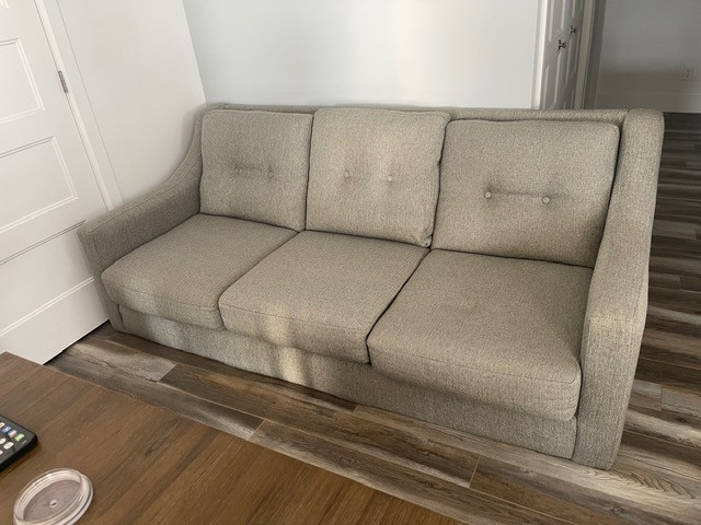 Sofa 3 places  (prix négociable) dans Sofas et futons  à Trois-Rivières