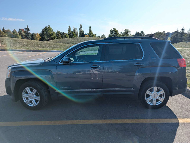 GMC terrain SLE 2014 96,400 kms in Cars & Trucks in Markham / York Region - Image 2