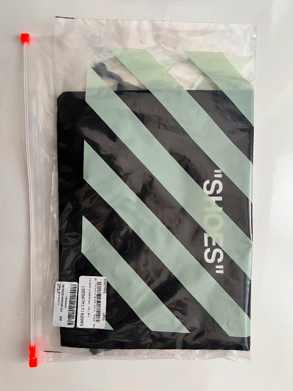 27 ads for offwhite bag in All Categories in Ontario Kijiji Marketplaces