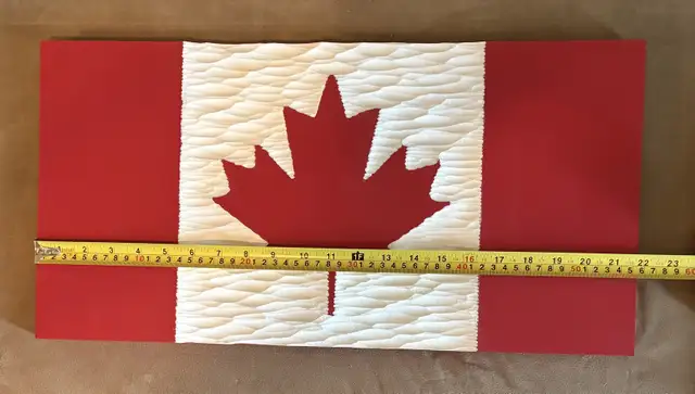 Canadian Flag Wood Carving in Home Décor & Accents in Ottawa - Image 4