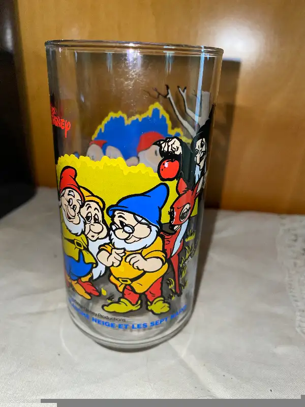 McDonald's Coca Cola Walt Disney Snow White & The  Seven Dwarfs in Arts & Collectibles in Mississauga / Peel Region - Image 3