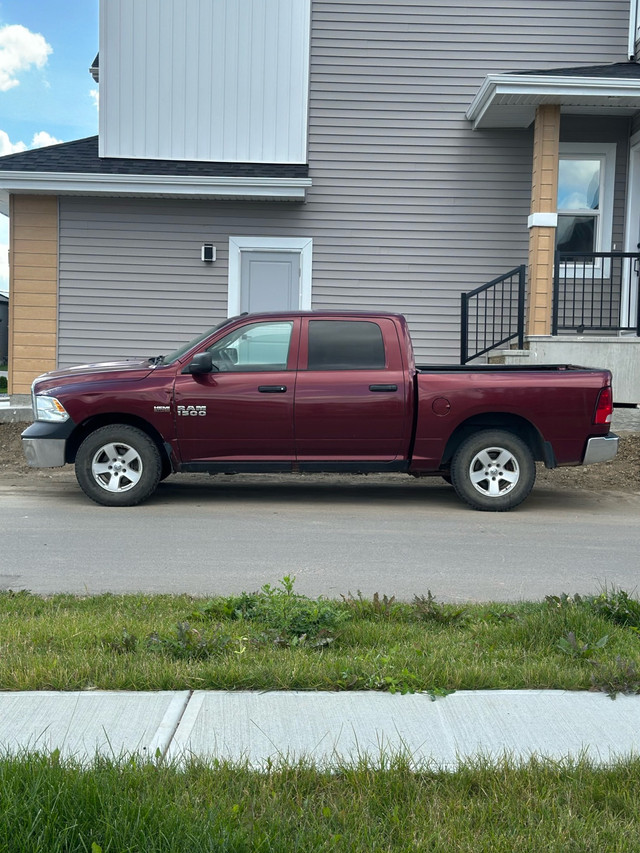 2016 Dodge Ram 1500 Crew Cab in Cars & Trucks in Edmonton - Image 4