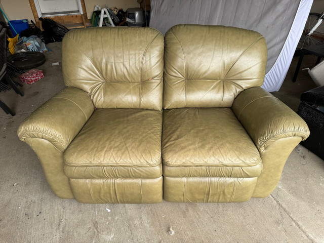 Leather Recliner Sofa in Couches & Futons in Strathcona County