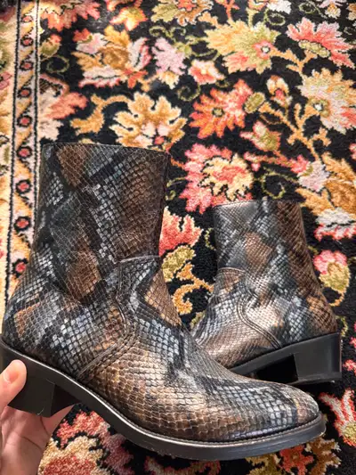 Women’s Boots, View more